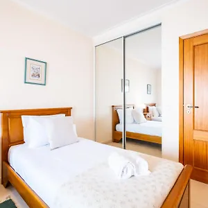 Frente Ao Mar - Sea Front - 3 Quartos - Wi-fi - Algarve Apartment
